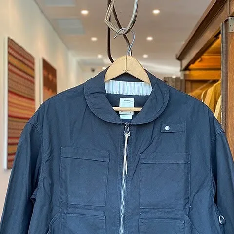 ENFIELD HUNTING JKT COLOR : BEIGE , OLIVE , NAVY SIZE : 1 , 2 , 3 , 4 , 5 *商品の詳細はvisvim WMV Official Web Storeにてご確認ください。 *For more product information, visit our online visvim WMV Official Web Store. 下記店舗にてお電話やメールでもご注文いただけます。 This product is also available for mail order (within Japan only). visvim 03 5468 5424 infoomotesando@visvim.tv product image
