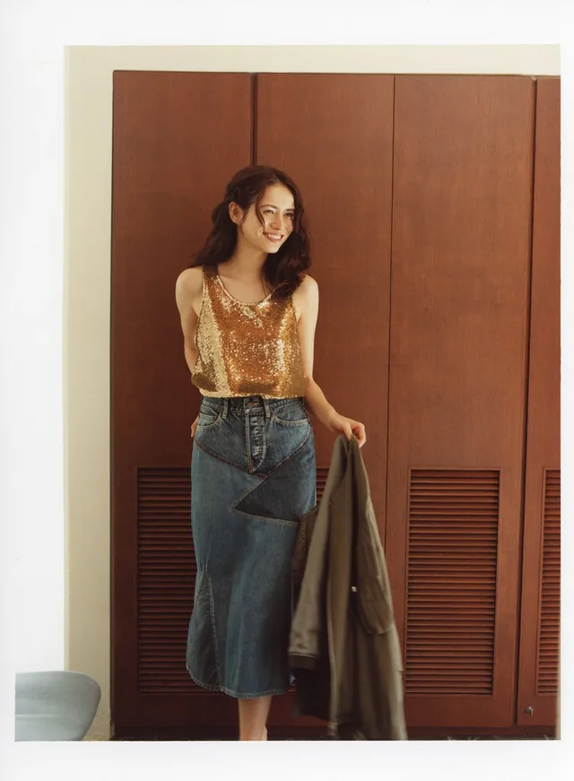 TANK TOP SEQUINS source image