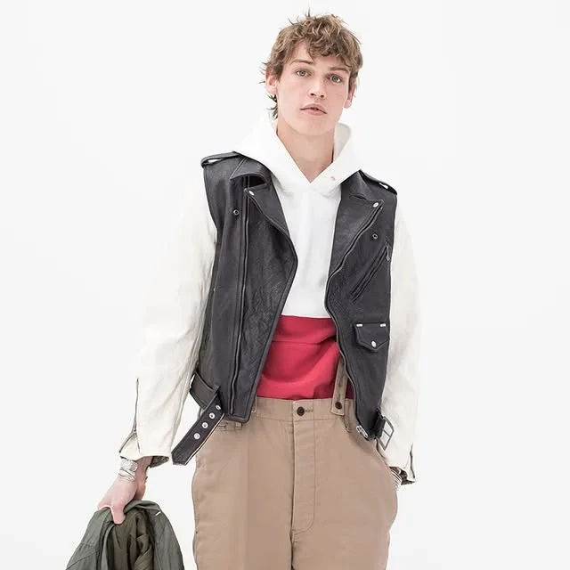 0119205014003 official Instagram carousel image 1