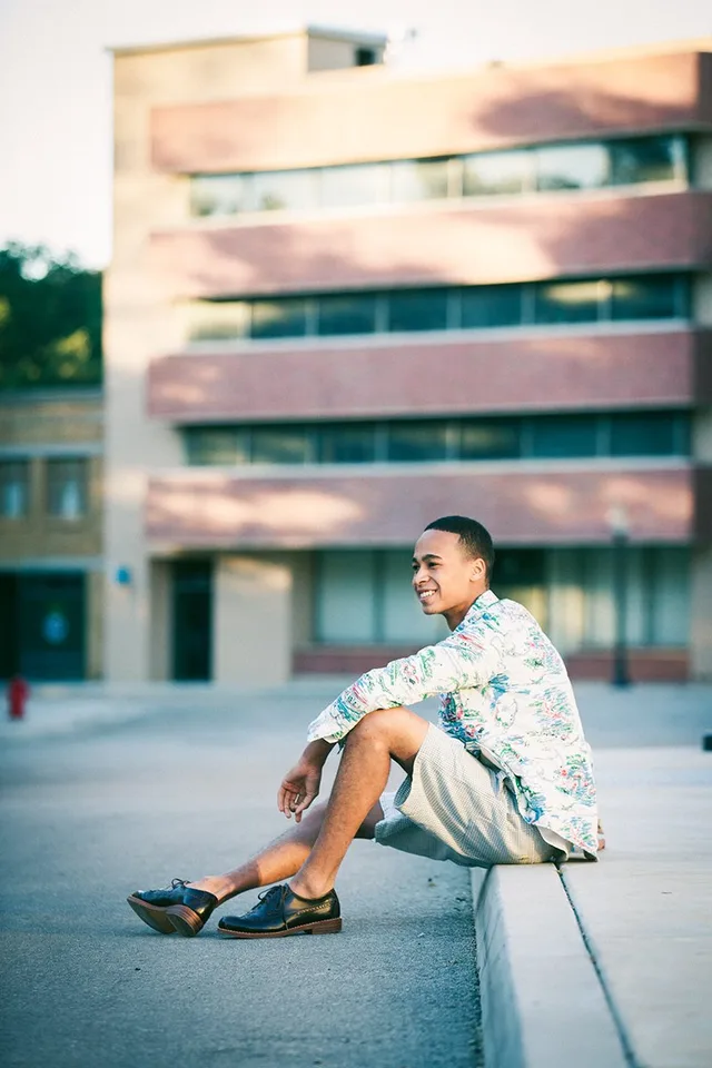 PASTORAL SHORTS (INDIGO CHECK) source image