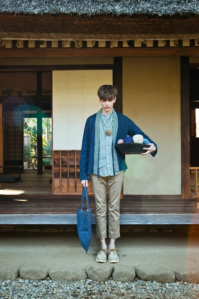 BASIC TOTE (L) source image