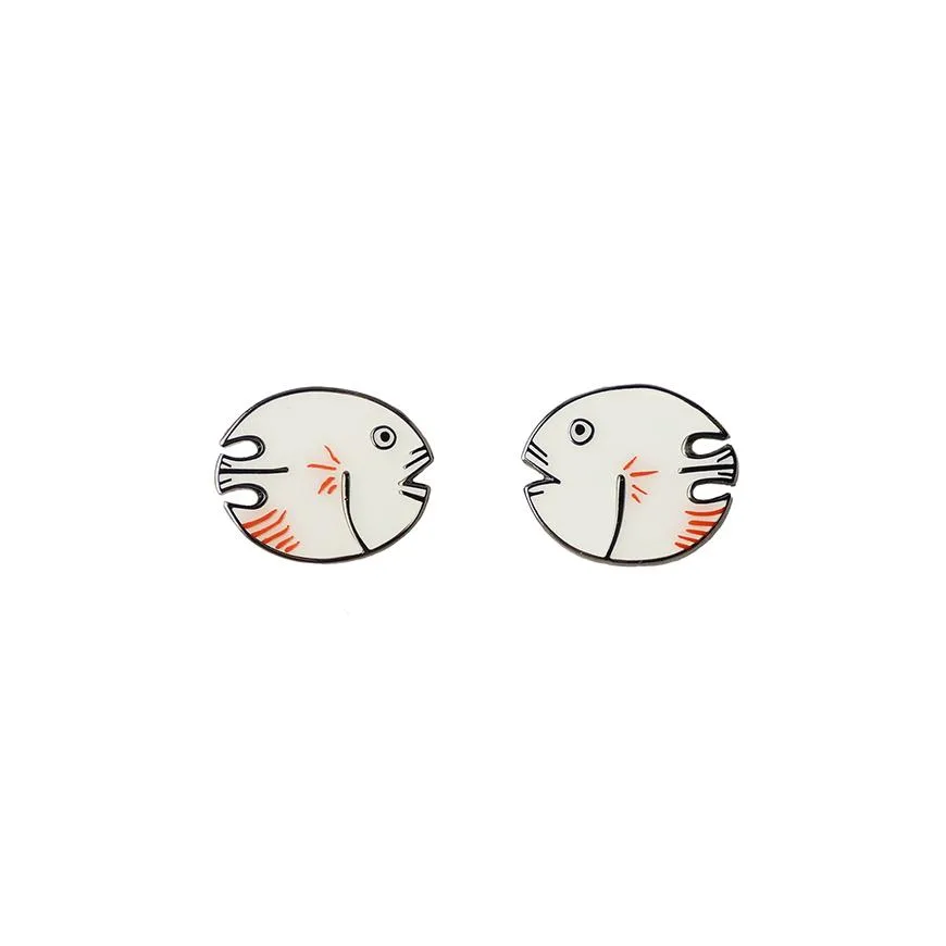 PIN BADGE FISHY official product image 1