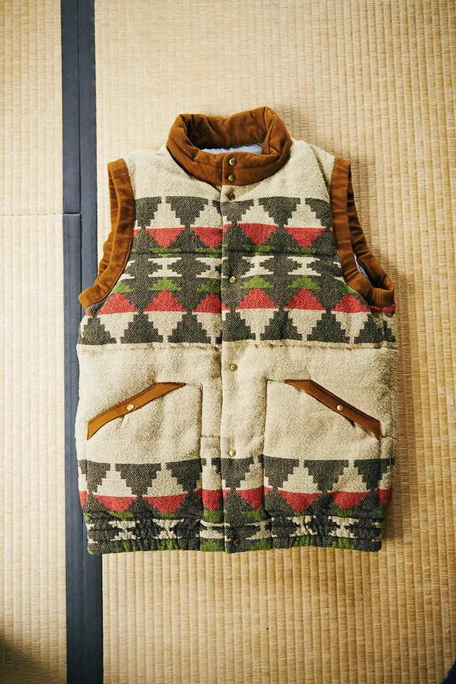 INSULATOR DOWN VEST NATIVE BLANKET (N.D.) source image