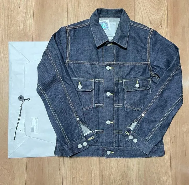 0113305006001 Resale image 1