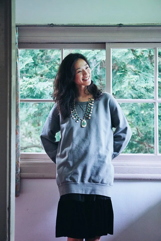 JUMBO CREWNECK SWEAT L/S (VEGGIE DYE) W source image